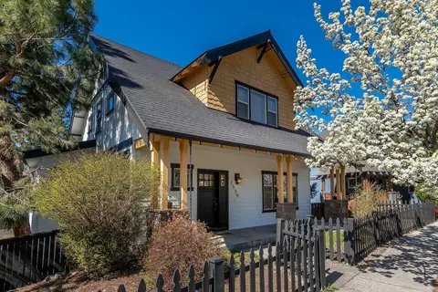 2539 NW Awbrey Rd, Bend, OR 97703