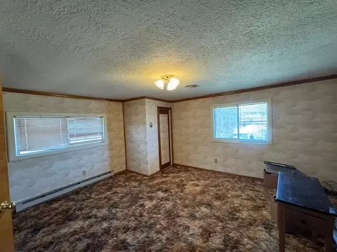 304 E Main St, John Day, OR 97845 photo 6
