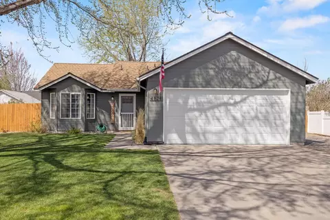 4824 Lombard Dr, Klamath Falls, OR 97603