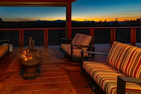Exterior - 21850 Butte Ranch Rd, Bend, OR 97702 photo 2 of 16