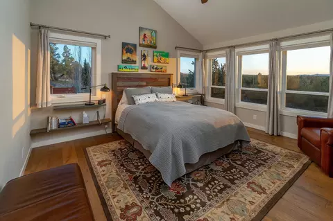 Bedroom - 21850 Butte Ranch Rd, Bend, OR 97702 photo 1 of 3