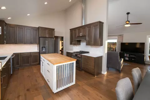 Kitchen - 21850 Butte Ranch Rd, Bend, OR 97702 photo 1 of 3