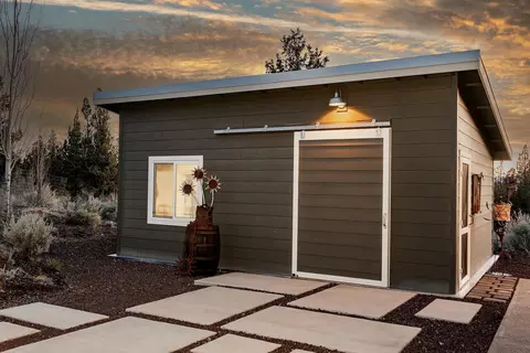 Exterior - 21850 Butte Ranch Rd, Bend, OR 97702 photo 9 of 16