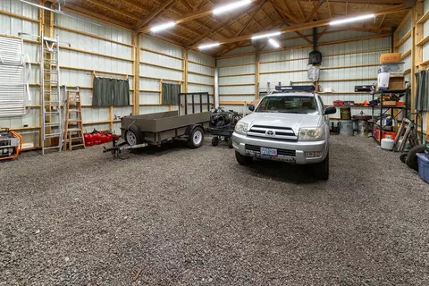 Exterior - 21850 Butte Ranch Rd, Bend, OR 97702 photo 11 of 16