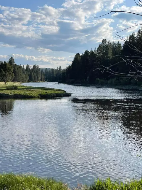 View/Area - 17046 Cooper Dr, Bend, OR 97707 photo 1 of 2
