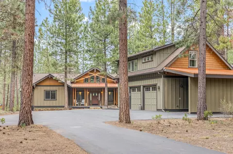 Exterior - 17046 Cooper Dr, Bend, OR 97707 photo 2 of 7