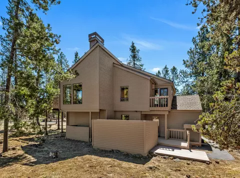 Exterior - 17748 Malheur Ln, Sunriver, OR 97707 photo 8 of 8