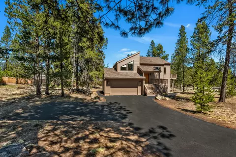 Exterior - 17748 Malheur Ln, Sunriver, OR 97707 photo 2 of 8