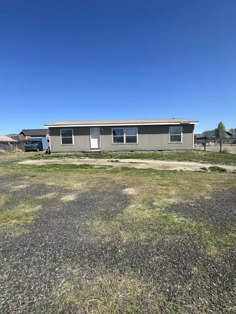 795 NW Smith Rock Way, Terrebonne, OR 97760