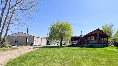 51284 Hwy 26, Mount Vernon, OR 97865