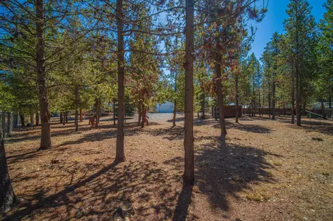 Exterior - 53356 Deep Woods Rd, La Pine, OR 97739 photo 29 of 30