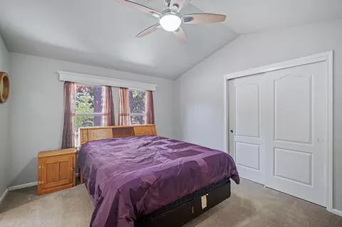 Bedroom - 53356 Deep Woods Rd, La Pine, OR 97739 photo 1 of 2