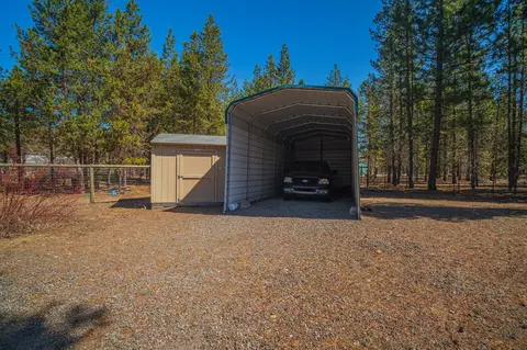 Exterior - 53356 Deep Woods Rd, La Pine, OR 97739 photo 24 of 30
