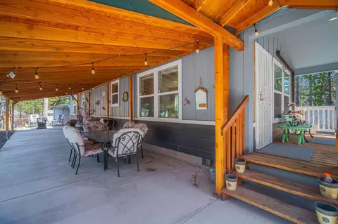Exterior - 53356 Deep Woods Rd, La Pine, OR 97739 photo 2 of 30