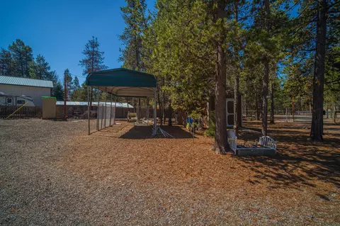 Exterior - 53356 Deep Woods Rd, La Pine, OR 97739 photo 26 of 30