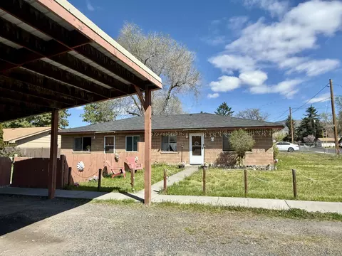 3850 Madison St #1 & 2, Klamath Falls, OR 97603
