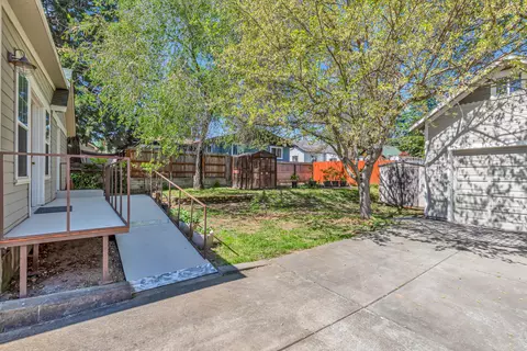 Exterior - 108 W 4th St, Phoenix, OR 97535 photo 6 of 12