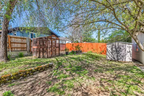 Exterior - 108 W 4th St, Phoenix, OR 97535 photo 2 of 12