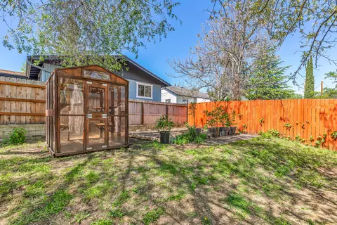 Exterior - 108 W 4th St, Phoenix, OR 97535 photo 3 of 12