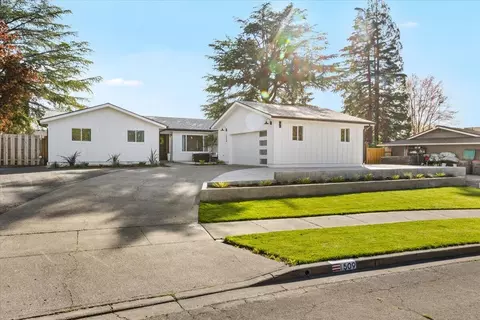 1509 N Keene Way Dr, Medford, OR 97504
