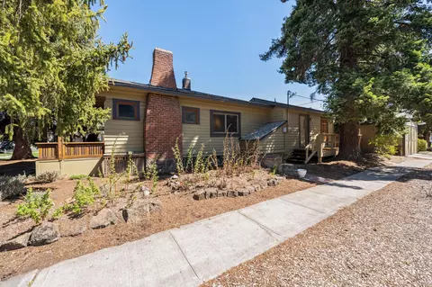 Exterior - 355 NW Delaware Ave, Bend, OR 97703 photo 11 of 12