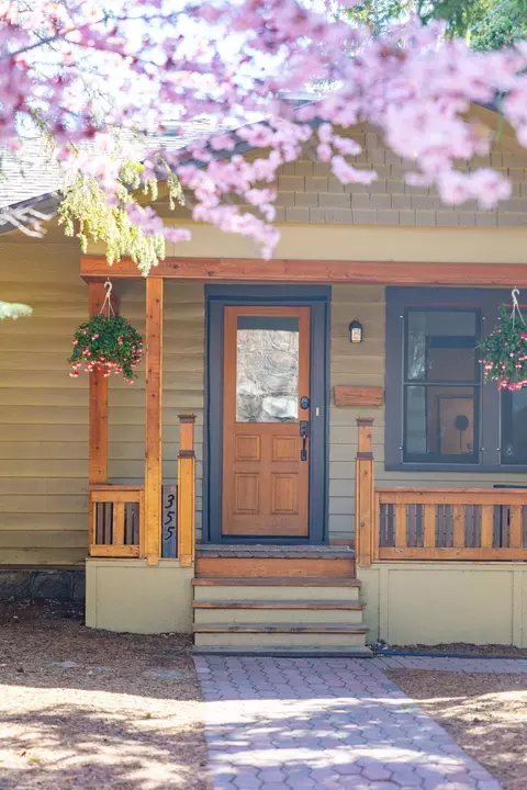 Exterior - 355 NW Delaware Ave, Bend, OR 97703 photo 12 of 12