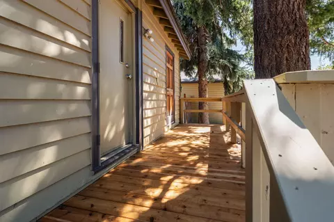 Exterior - 355 NW Delaware Ave, Bend, OR 97703 photo 10 of 12
