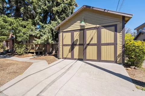 Other - 355 NW Delaware Ave, Bend, OR 97703 photo 13 of 15