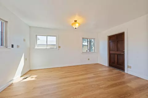Living - 355 NW Delaware Ave, Bend, OR 97703 photo 2 of 2