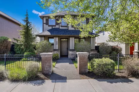 3723 NE Purcell Blvd, Bend, OR 97701