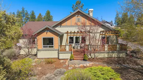 11711 Turnstone Dr, Klamath Falls, OR 97601