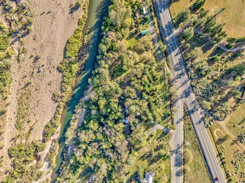 100 Burch Dr, Cave Junction, OR 97523 photo 8