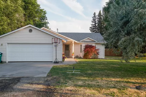 4224 Ezell Ave, Klamath Falls, OR 97603