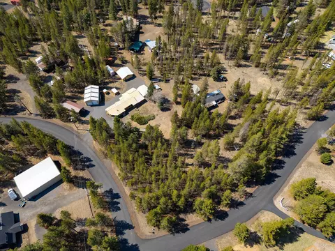 53094 Loop Dr, La Pine, OR 97739 photo 12
