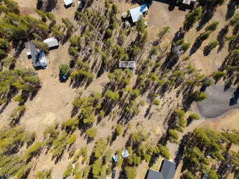 53094 Loop Dr, La Pine, OR 97739 photo 2