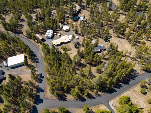 53094 Loop Dr, La Pine, OR 97739 photo 11
