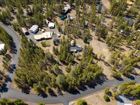 53094 Loop Dr, La Pine, OR 97739 photo 10