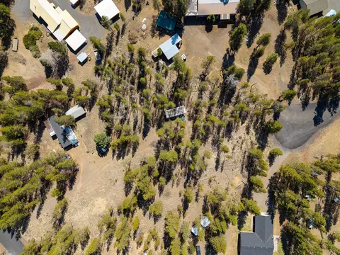 53094 Loop Dr, La Pine, OR 97739 photo 3