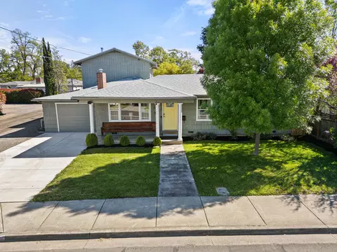 332 N 2nd St, Central Point, OR 97502 photo 29