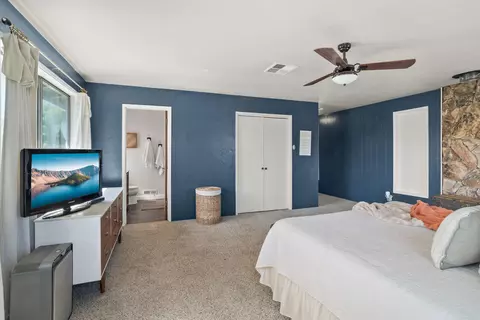332 N 2nd St, Central Point, OR 97502 photo 13