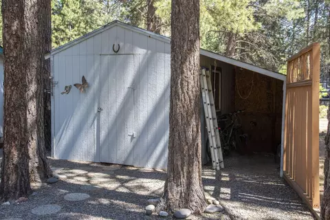 19175 Apache Rd, Bend, OR 97702 photo 23