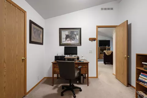 19175 Apache Rd, Bend, OR 97702 photo 9