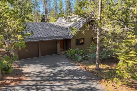 57763 Yellow Rail Ln, Sunriver, OR 97707