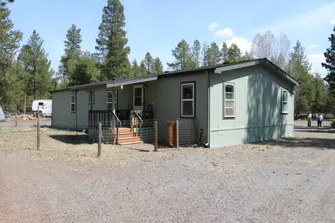 148617 Ahern Dr, La Pine, OR 97739 photo 4