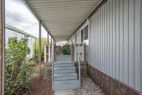 2393 SW Webster Rd, Grants Pass, OR 97526