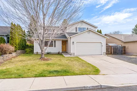 20749 Liberty Ln, Bend, OR 97701