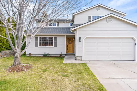 20749 Liberty Ln, Bend, OR 97701 photo 2