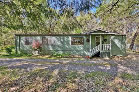 12342 Lower River Rd, Grants Pass, OR 97526