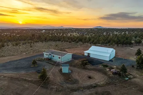 5919 SE Thomas Rd, Prineville, OR 97754