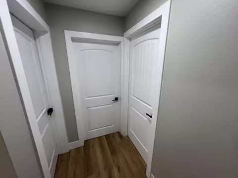 Entry Way - 2100 Laurel Rd, Cave Junction, OR 97523 photo 1 of 1